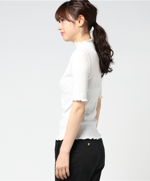 MERLOT(メルロー)の「フリルハイネックリブトップス1029(Tシャツ/カットソー・レディース・オフホワイト/グレー/ブラック/ピンク・FREE)」の6枚目の写真