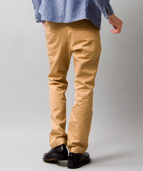 BEAUTY&YOUTH UNITED ARROWS（ビューティーアンドユースユナイテッドアローズ）の「by ∴ チノ サルエル ノープリーツパンツ◆（チノパンツ・メンズ・ブラック/ベージュ・SMALL/MEDIUM/LARGE/X-LARGE）」の6枚目の写真