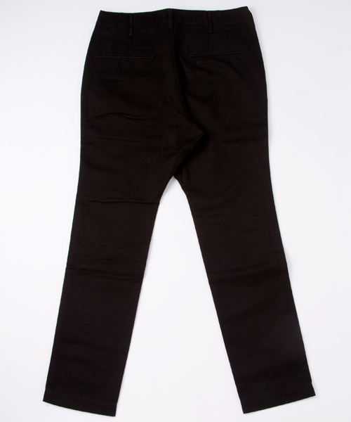 BEAUTY&YOUTH UNITED ARROWS（ビューティーアンドユースユナイテッドアローズ）の「by ∴ チノ サルエル ノープリーツパンツ◆（チノパンツ・メンズ・ブラック/ベージュ・SMALL/MEDIUM/LARGE/X-LARGE）」の9枚目の写真