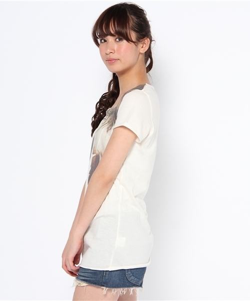 goa ゴア カットソー goa(ゴア)の「A/WフロントフェザーTシャツ(Tシャツ