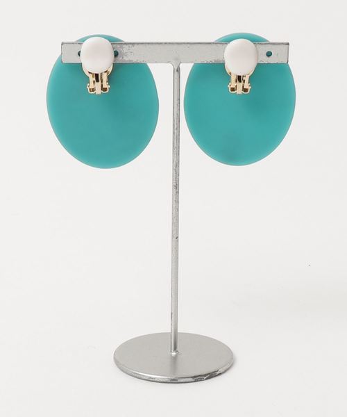 POU DOU DOU（プードゥドゥ）の「アクリルオーバルイヤリング（イヤリング・レディース・ターコイズブルー/アイボリー・8）」の3枚目の写真