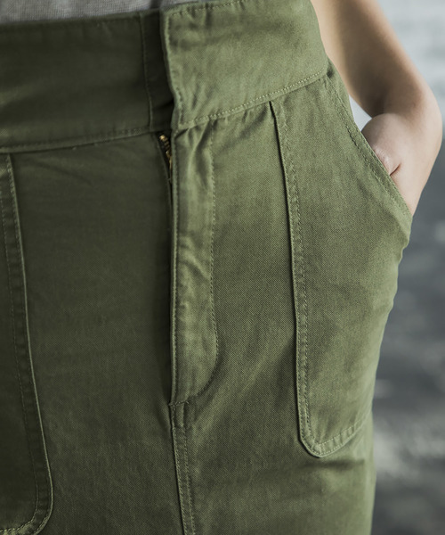 Emma Taylor（エマテイラー）の「ミリタリータイトスカート（スカート・レディース・ベージュ/カーキ/オフホワイト/ダークカーキ/ブラック・36/38）」の11枚目の写真