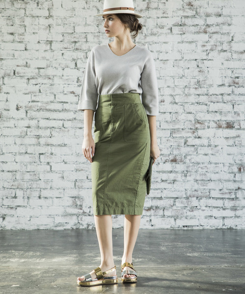 Emma Taylor（エマテイラー）の「ミリタリータイトスカート（スカート・レディース・ベージュ/カーキ/オフホワイト/ダークカーキ/ブラック・36/38）」の13枚目の写真