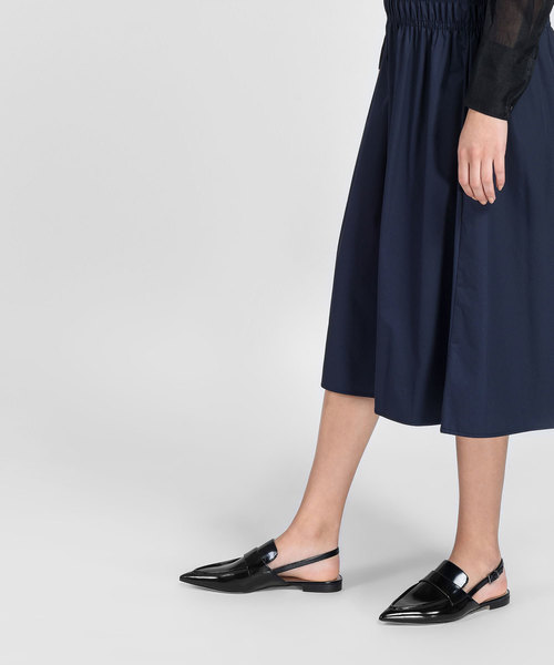 CHARLES & KEITH(チャールズ & キース)の「ポインテッドスリングバックローファー / POINTED SLINGBACK LOAFERS(ローファー・レディース・ブルー/ブラック/オレンジ・22.5cm/23.5cm/23cm/24.5cm/25cm)」の4枚目の写真