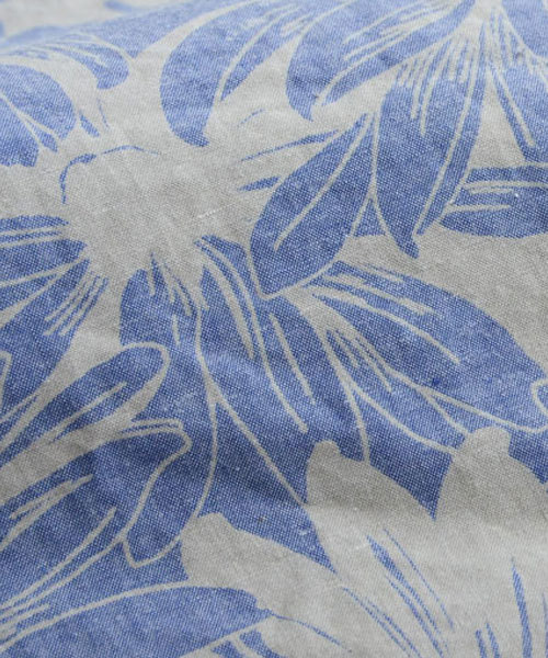 KATHARINE HAMNETT LONDON （キャサリンハムネットロンドン）の「FLOWER PRINT / フラワープリントシャツ（シャツ/ブラウス・メンズ・ブルー/ピンク/ストライプ・MEDIUM/LARGE/AL）」の12枚目の写真