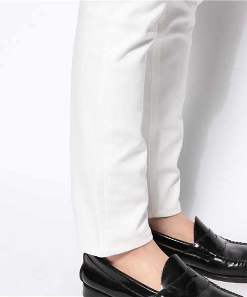 BEAUTY&YOUTH UNITED ARROWS（ビューティーアンドユースユナイテッドアローズ）の「【WEB限定】by ∴ ホワイト/デニム 5ポケット スキニー パンツ（デニムパンツ・メンズ・オフホワイト・MEDIUM/X-LARGE/SMALL/LARGE）」の8枚目の写真