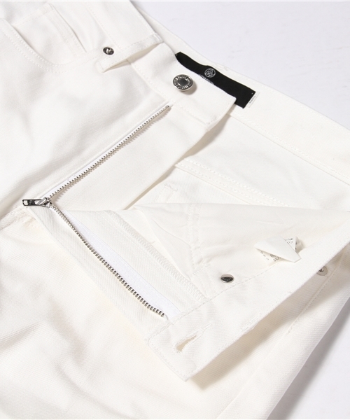 BEAUTY&YOUTH UNITED ARROWS（ビューティーアンドユースユナイテッドアローズ）の「【WEB限定】by ∴ ホワイト/デニム 5ポケット スキニー パンツ（デニムパンツ・メンズ・オフホワイト・MEDIUM/X-LARGE/SMALL/LARGE）」の9枚目の写真