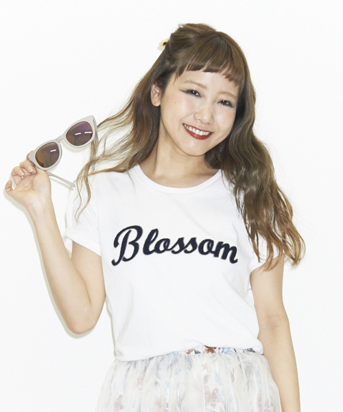 Another Edition（アナザーエディション）の「AE hello Blossam T（Tシャツ/カットソー・レディース・ホワイト/ネイビー・フリー）」の17枚目の写真
