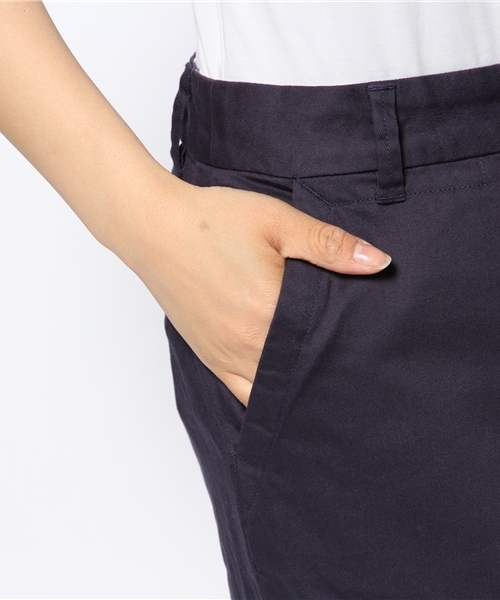 NANO universe（ナノユニバース）の「ウォッシュドチノパンツ（チノパンツ・レディース・オフホワイト/ベージュ/ネイビー/ライトグレー・36/38）」の9枚目の写真