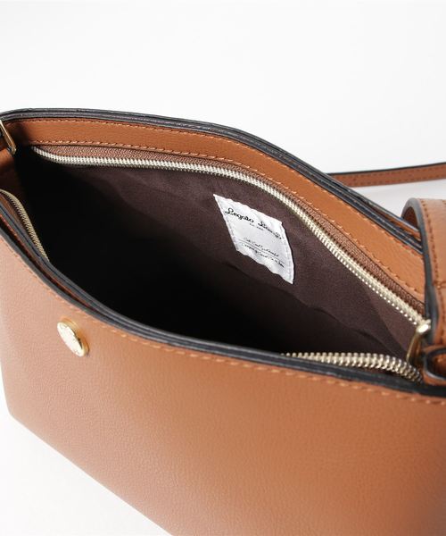 Legato Largo（レガートラルゴ）の「《か　る　い　か　ば　ん》フェイクレザーミニショルダー（ショルダーバッグ・レディース・ブラック/キャメル/マスタード/ベージュ/ブラウン/セージグリーン/ピンクベージュ/サックスブルー/ライトグレー/ダークブラウン/ピンク・FREE）」の14枚目の写真