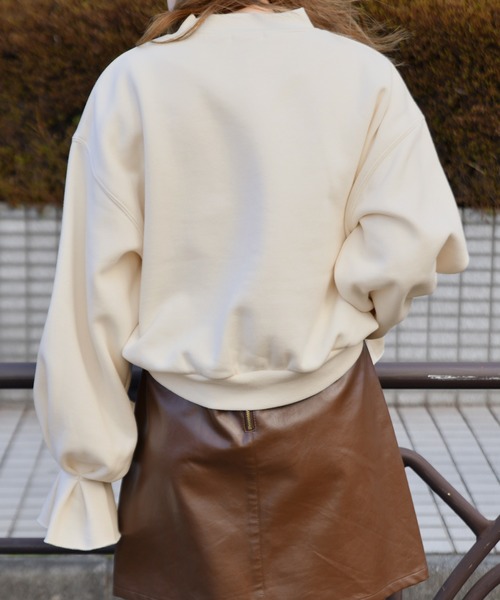 PairPair(ペアペア)の「裏起毛タックフレア袖プルオーバー(スウェット・レディース・アイボリー/モカ/ラベンダー・FREE)」の13枚目の写真