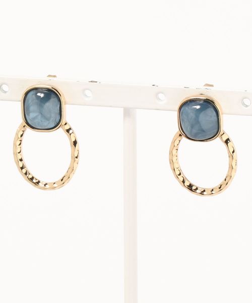 LAKOLE（ラコレ）の「デザインサークルカラーピアス / LAKOLE（ピアス（両耳用）・レディース・ホワイト/ブルー/グリーン/クリアレッド/グレー・FREE）」の8枚目の写真