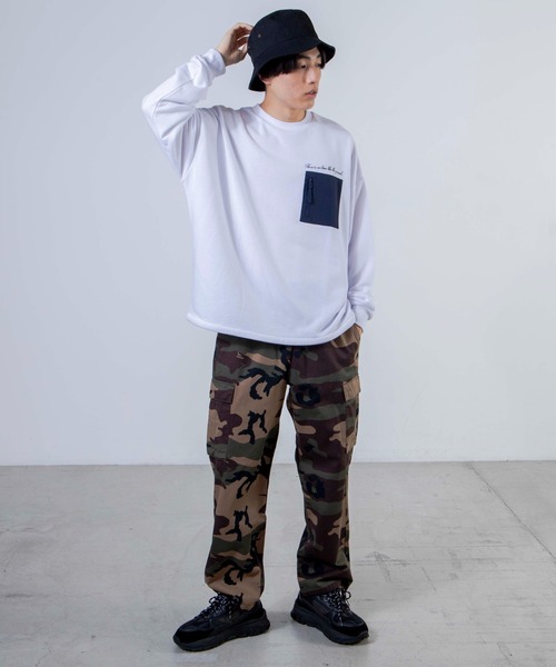 WEGO（ウィゴー）の「WEGO/ナイロンポケット刺繍プルオーバー（スウェット・メンズ・ホワイト/パープル/スミクロ・MEDIUM/LARGE）」の6枚目の写真