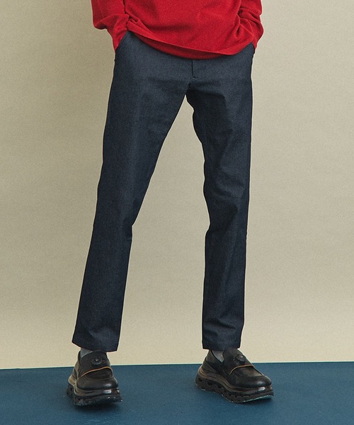 UNITED TOKYO(ユナイテッドトウキョウ)の「135%ストレッチテーパードスキニーパンツ(チノパンツ・メンズ・カーキ/インディゴブルー/グレイッシュベージュ/ブラック・1/2/4/3)」の4枚目の写真