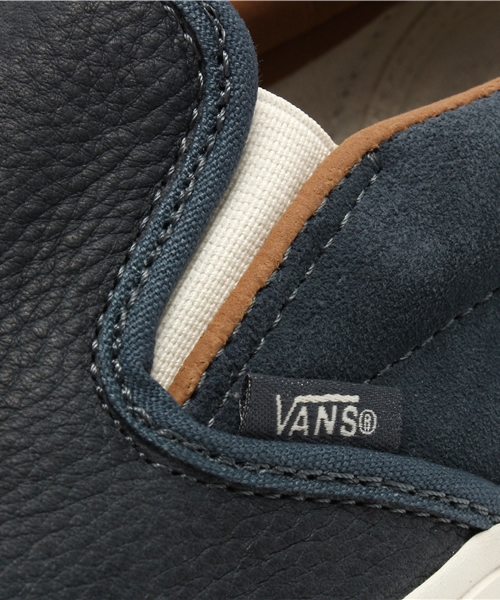 VANS（バンズ）の「VANS / CLASSIC SLIP-ON CA（スニーカー・メンズ・チャコールグレー/ワイン・8inch/10.5inch/10inch/9inch/8.5inch/9.5inch）」の9枚目の写真