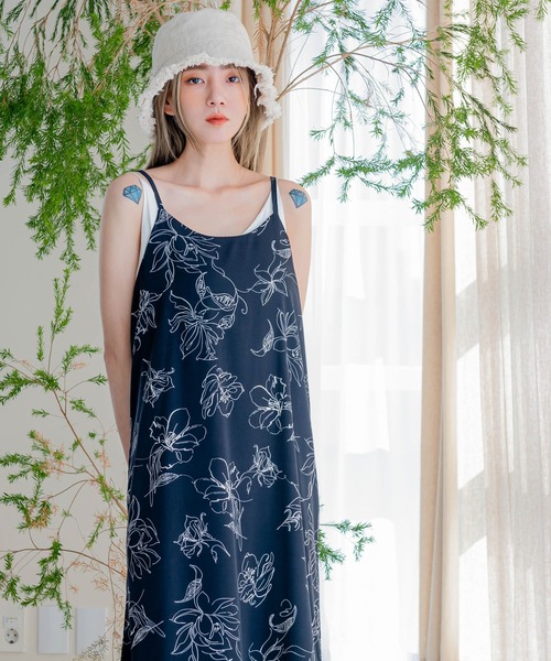 UNE MANSION(ユヌマンション)の「花柄ロングノースリーブワンピース(シャツワンピース・レディース・ブラック/ベージュ・FREE)」の12枚目の写真