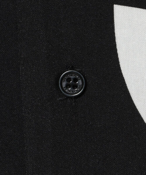 1piu1uguale3 RELAX(ウノピュウノウグァーレトレリラックス)の「1PIU1UGUALE3 RELAX/ウノピゥウノウグァーレトレ リラックス/ランダムロゴアロハシャツ/USH-21036(シャツ/ブラウス・メンズ・ブラック・MEDIUM/LARGE/X-LARGE)」の7枚目の写真