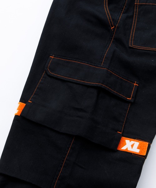 XLARGE（エクストララージ）の「ADJUSTABLE CARGO PANTS（カーゴパンツ・メンズ・ホワイト/ブラック・32inch/30inch/34inch/36inch）」の5枚目の写真