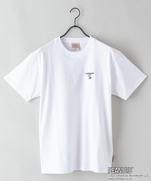 PEANUTS(ピーナッツ)の「【PEANUTS/ピーナッツ】プリントTシャツ(Tシャツ/カットソー・メンズ・ホワイト/ベージュ/オリーブ/ピンク/ブルー/ホワイト系その他・SMALL/MEDIUM/LARGE/X-LARGE)」の3枚目の写真