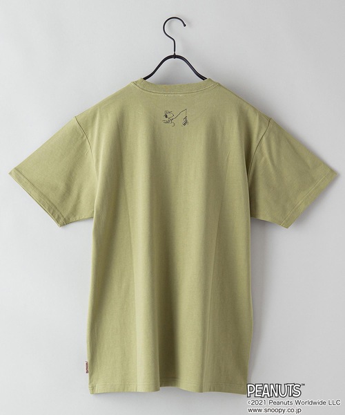 PEANUTS(ピーナッツ)の「【PEANUTS/ピーナッツ】プリントTシャツ(Tシャツ/カットソー・メンズ・ホワイト/ベージュ/オリーブ/ピンク/ブルー/ホワイト系その他・SMALL/MEDIUM/LARGE/X-LARGE)」の17枚目の写真