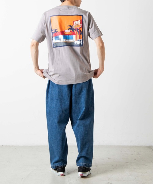 WEGO（ウィゴー）の「WEGO/イラストバックプリント半袖Tシャツ（Tシャツ/カットソー・メンズ・ホワイト/ベージュ系その他・LARGE/SMALL/MEDIUM/X-LARGE）」の8枚目の写真