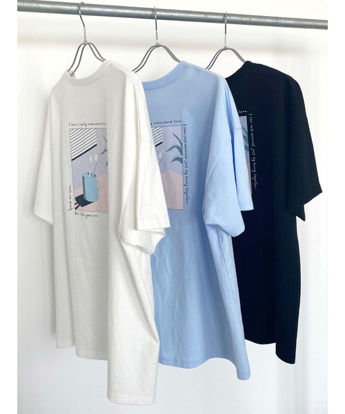Honey Salon(ハニーサロン)の「君と過ごした1LDK Tシャツ(Tシャツ/カットソー・レディース・ホワイト/ブラック/サックスブルー・FREE)」の2枚目の写真