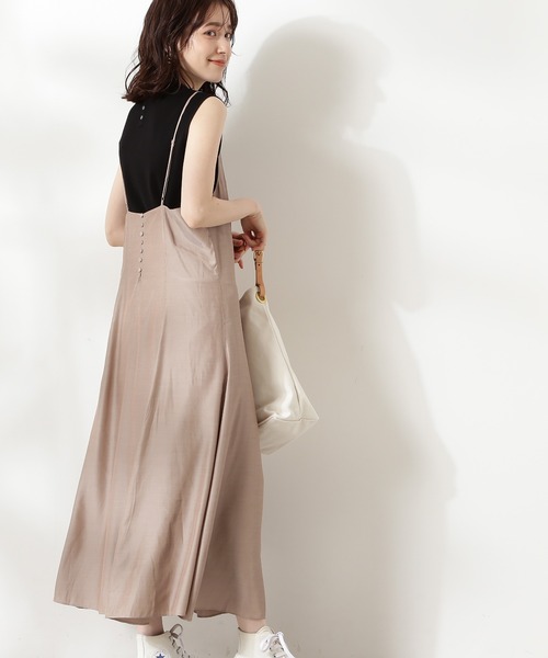 N.(N. Natural Beauty Basic)(エヌエヌナチュラルビューティーベーシック)の「バックボタンキャミワンピース(ワンピース・レディース・ブラック/ベージュ/カーキ・MEDIUM)」の13枚目の写真