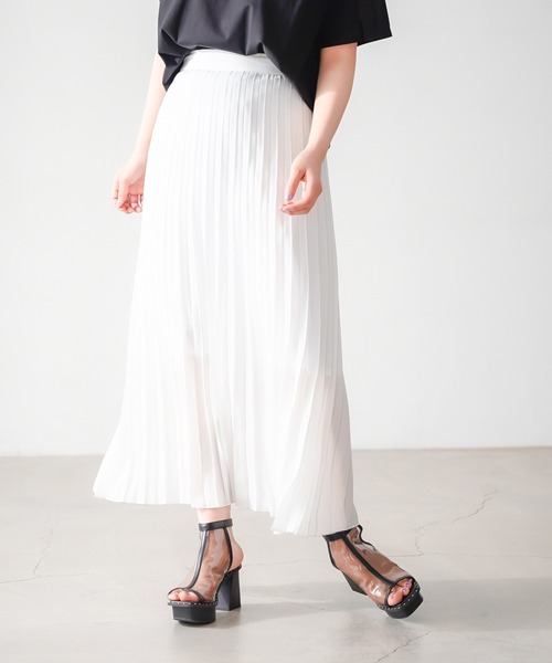 新品　PGG ホワイト プリーツスカート PAGEBOY（ページボーイ）の「ラメラインプリーツスカート