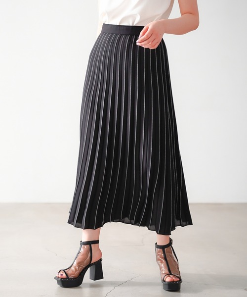PAGEBOY（ページボーイ）の「ラメラインプリーツスカート（スカート・レディース・オフホワイト/ブラック・FREE）」の3枚目の写真