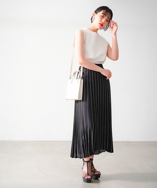 PAGEBOY（ページボーイ）の「ラメラインプリーツスカート（スカート・レディース・オフホワイト/ブラック・FREE）」の10枚目の写真