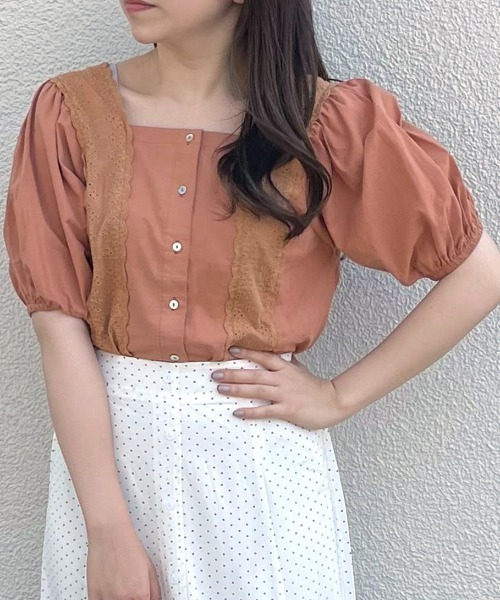 Mysa&Liina（ミーサリーナ）の「スクエアーレースブラウス（シャツ/ブラウス・レディース・オレンジ/ブラウン/オフホワイト/ベージュ・M）」の4枚目の写真