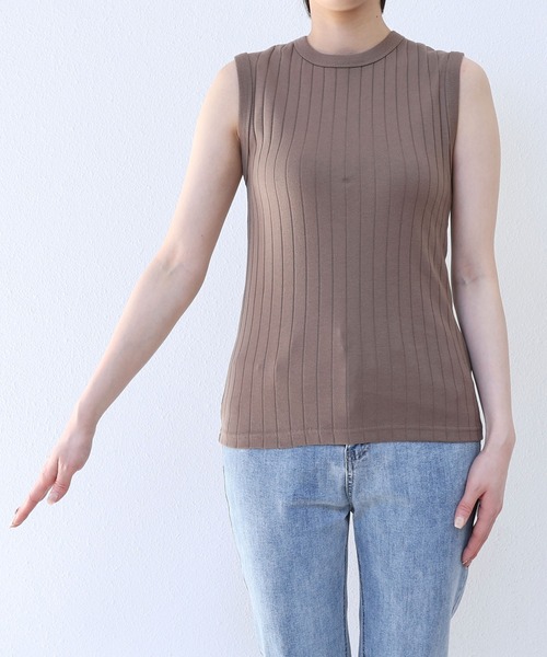 andme(アンドミー)の「コットンフライスワイドリブノースリーブトップス(Tシャツ/カットソー・レディース・オフホワイト/ブラック/チャコールグレー/キナリ/ブラウン/ピンク/グリーン/オレンジ/ライトグリーン/ネイビー・L/M)」の12枚目の写真