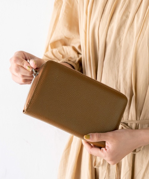 VitaFelice（ヴィータフェリーチェ）の「スキミング防止通帳ケース（パスポートケース・レディース・レッド/サックスブルー/オレンジ/イエロー/ピンク/グリーン/ブラック/ラベンダー/ブラウン・FREE）」の3枚目の写真