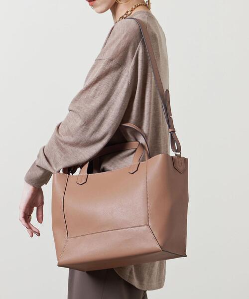 UNITED ARROWS（ユナイテッドアローズ）の「＜UNITED ARROWS＞F/LTR 2WAY ワイド トートバッグ（トートバッグ・レディース・ホワイト/ベージュ・FREE）」の2枚目の写真