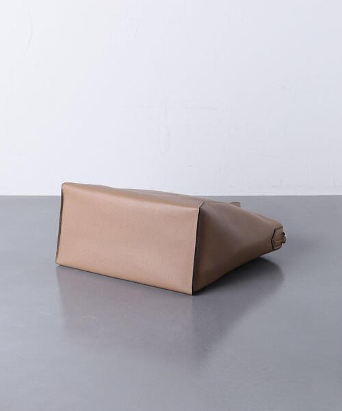 UNITED ARROWS（ユナイテッドアローズ）の「＜UNITED ARROWS＞F/LTR 2WAY ワイド トートバッグ（トートバッグ・レディース・ホワイト/ベージュ・FREE）」の4枚目の写真