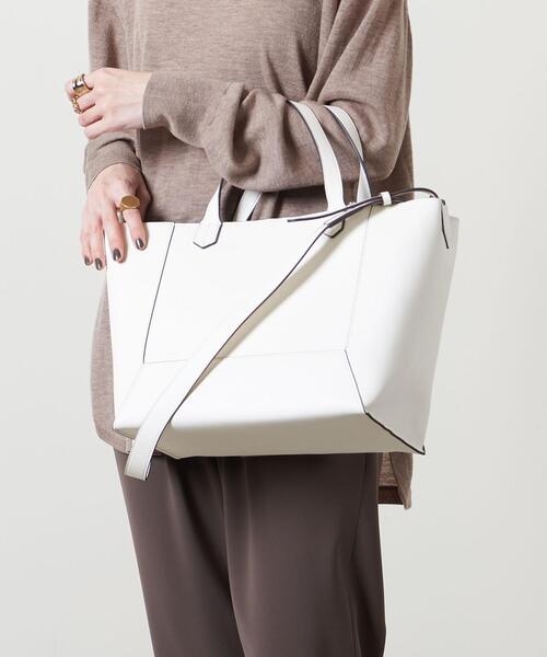 UNITED ARROWS（ユナイテッドアローズ）の「＜UNITED ARROWS＞F/LTR 2WAY ワイド トートバッグ（トートバッグ・レディース・ホワイト/ベージュ・FREE）」の19枚目の写真