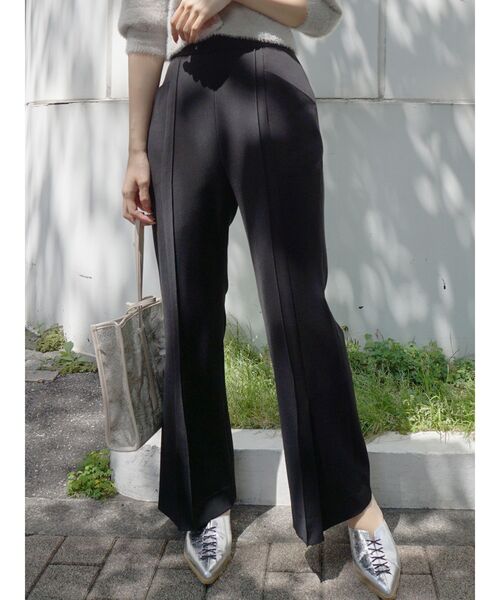 MERCURYDUO（マーキュリーデュオ）の「スリットフレアパンツ（その他パンツ・レディース・ブラック/ピンク/ベージュ・SMALL/MEDIUM）」の2枚目の写真