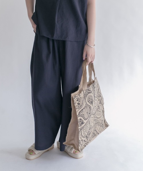 KBF（ケイビーエフ）の「リネンMIXリラックスパンツ（その他パンツ・レディース・アイボリー/マスタード/ネイビー・ONE）」の11枚目の写真