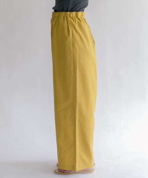KBF（ケイビーエフ）の「リネンMIXリラックスパンツ（その他パンツ・レディース・アイボリー/マスタード/ネイビー・ONE）」の15枚目の写真