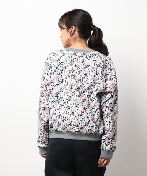 SEE BY CHLOE(シーバイクロエ)の「フローラルコットンフリース プリントジャンパー(スウェット・レディース・ピンク系その他/ピンク系その他2・M/S)」の4枚目の写真
