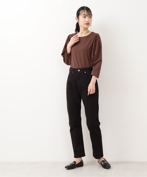 NATURAL BEAUTY BASIC（ナチュラルビューティーベーシック）の「テーパードデニム/0171230871（デニムパンツ・レディース・ブラック/オフホワイト/ブラウン・MEDIUM/SMALL）」の7枚目の写真