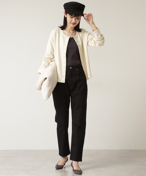 NATURAL BEAUTY BASIC（ナチュラルビューティーベーシック）の「テーパードデニム/0171230871（デニムパンツ・レディース・ブラック/オフホワイト/ブラウン・MEDIUM/SMALL）」の13枚目の写真