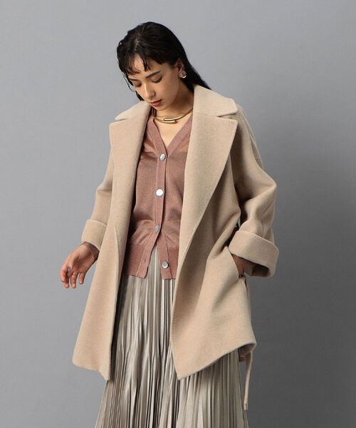 NOLLEY’S（ノーリーズ）の「アルパカビーバーショートコート（ノーカラーコート・レディース・チャコールグレー/ベージュ/グレー・38/36）」の5枚目の写真