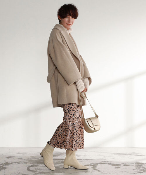 NOLLEY’S（ノーリーズ）の「アルパカビーバーショートコート（ノーカラーコート・レディース・チャコールグレー/ベージュ/グレー・38/36）」の15枚目の写真