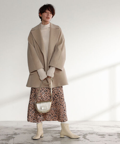 NOLLEY’S（ノーリーズ）の「アルパカビーバーショートコート（ノーカラーコート・レディース・チャコールグレー/ベージュ/グレー・38/36）」の16枚目の写真