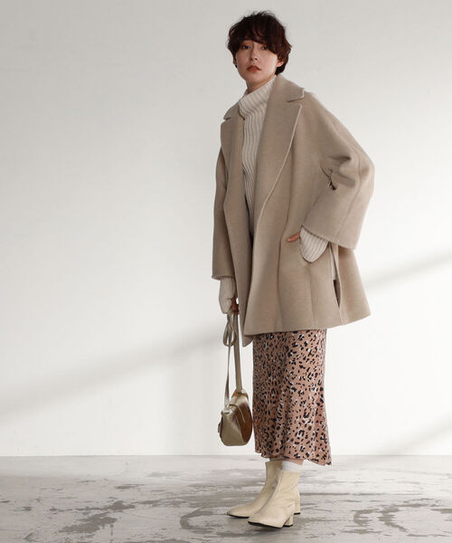 NOLLEY’S（ノーリーズ）の「アルパカビーバーショートコート（ノーカラーコート・レディース・チャコールグレー/ベージュ/グレー・38/36）」の18枚目の写真