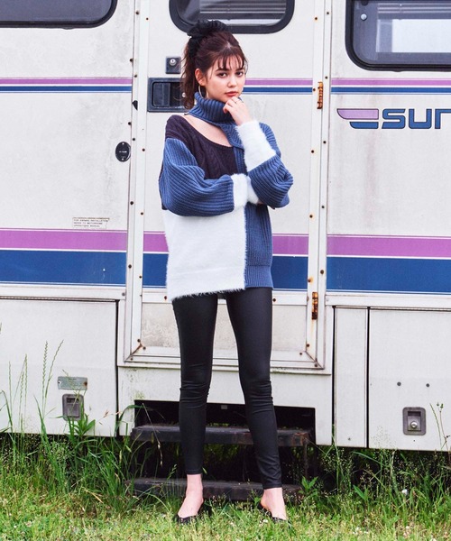 SPIRALGIRL(スパイラルガール)の「合皮レギンス(その他パンツ・レディース・ブラック・FREE)」の2枚目の写真