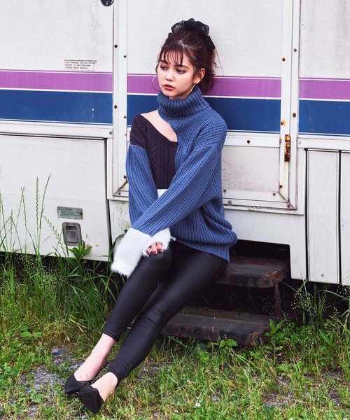 SPIRALGIRL(スパイラルガール)の「合皮レギンス(その他パンツ・レディース・ブラック・FREE)」の4枚目の写真