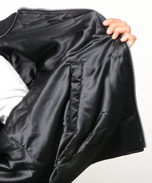 BEDWIN & THE HEARTBREAKERS（ベドウィン アンド ザ ハートブレイカーズ）の「VELVETEEN TYPE MA-1 JACKET "GUNDY"BHB5489（MA-1・メンズ・ブラック/レッド/ネイビー・LARGE/MEDIUM）」の10枚目の写真