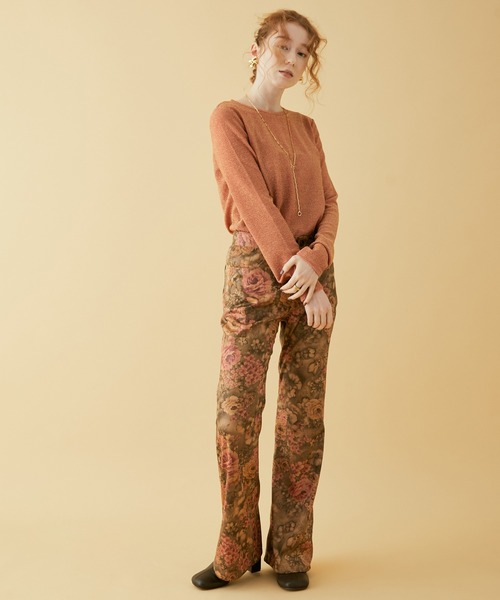 MADEMOISELLE ROPE'(マドモアゼル ロペ)の「【TEAK】フェイクレザーフラワーフレアパンツ(その他パンツ・レディース・ダークブラウン・FREE)」の15枚目の写真